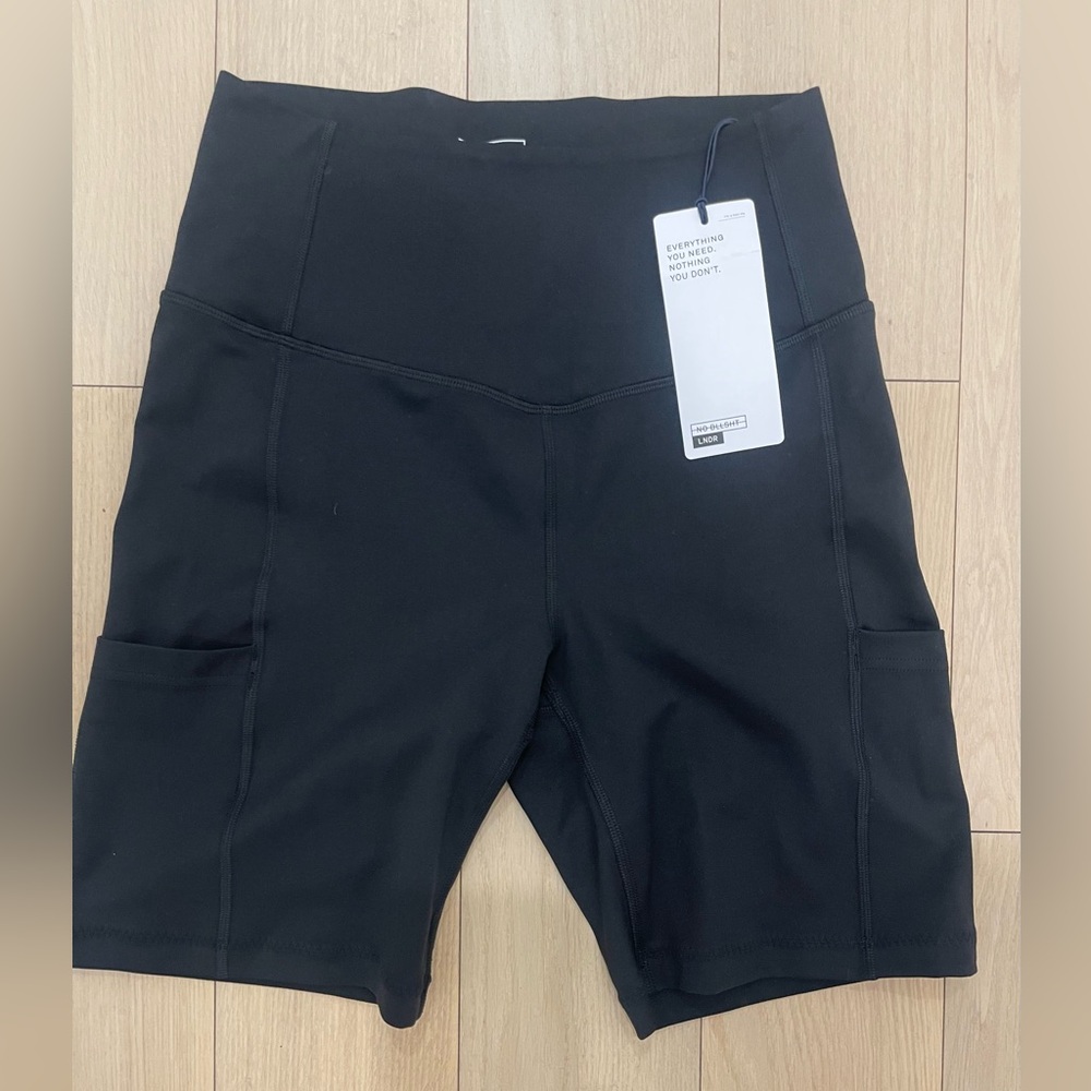 LNDR bike shorts